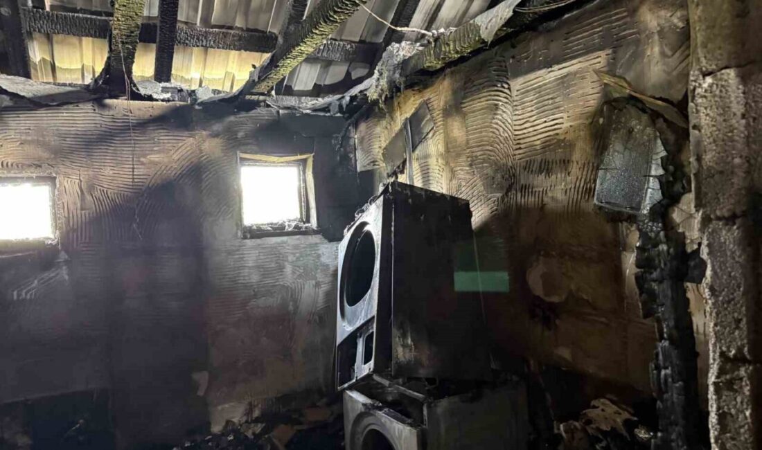 Düzce’nin Kaynaşlı ilçesinde Kadir Kıyak’ın evi, 6. kez yanarak tamamen