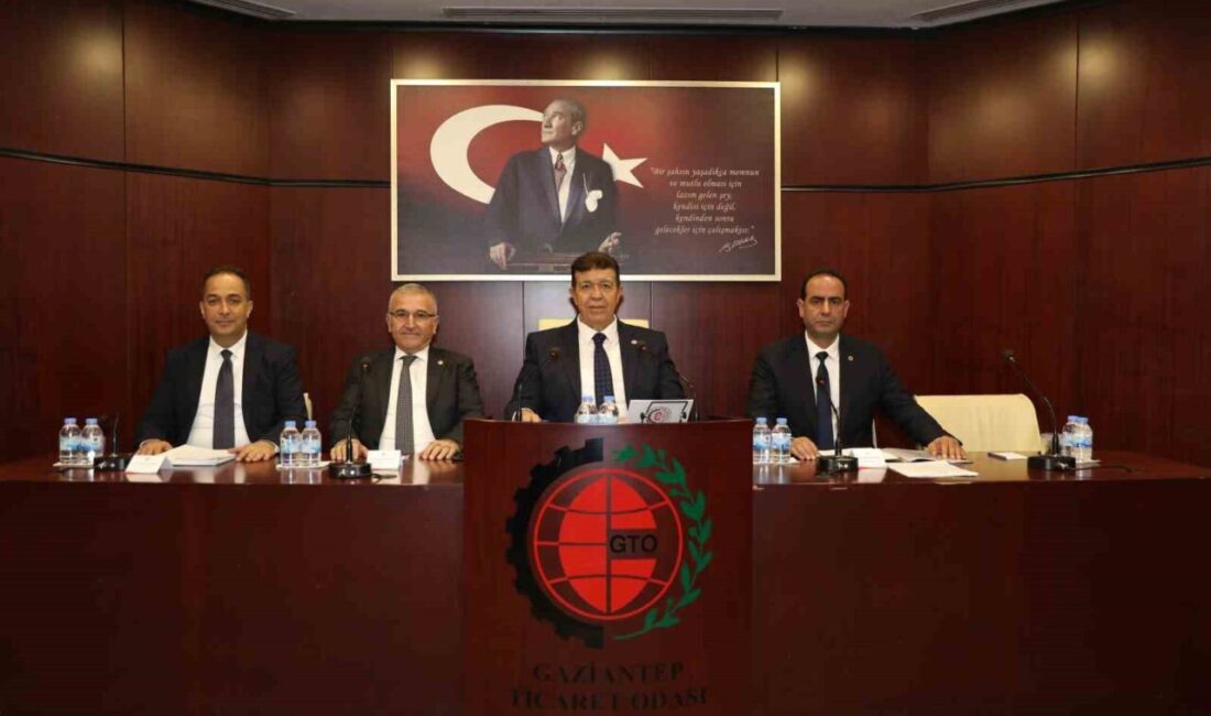 Gaziantep Ticaret Odası eylül ayı meclis toplantısında M. Hilmi Teymur,