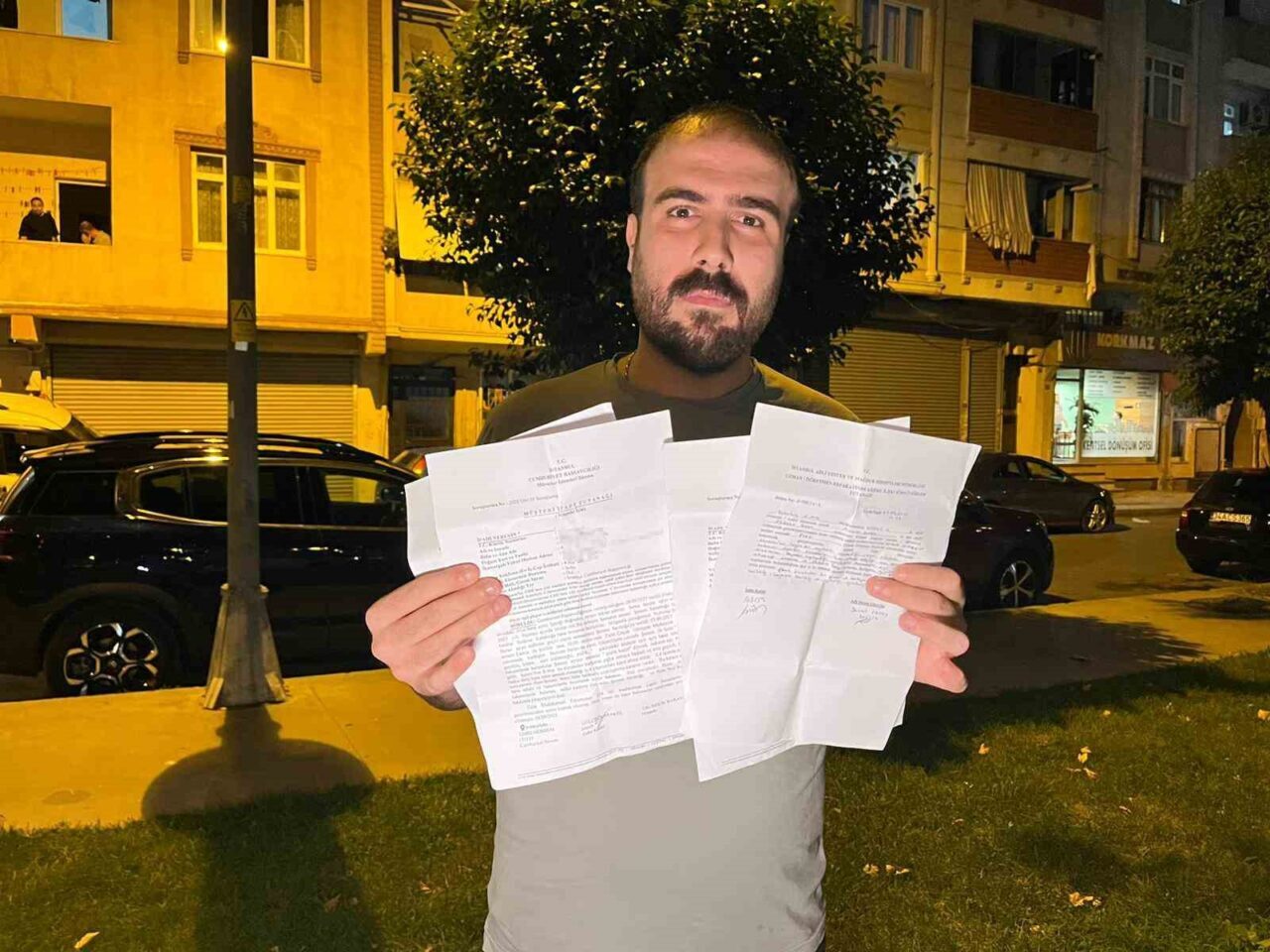 İstanbul'da, eşi intihar eden Ebubekir Baran, kızıyla görüşme sırasında kayınbiraderinin
