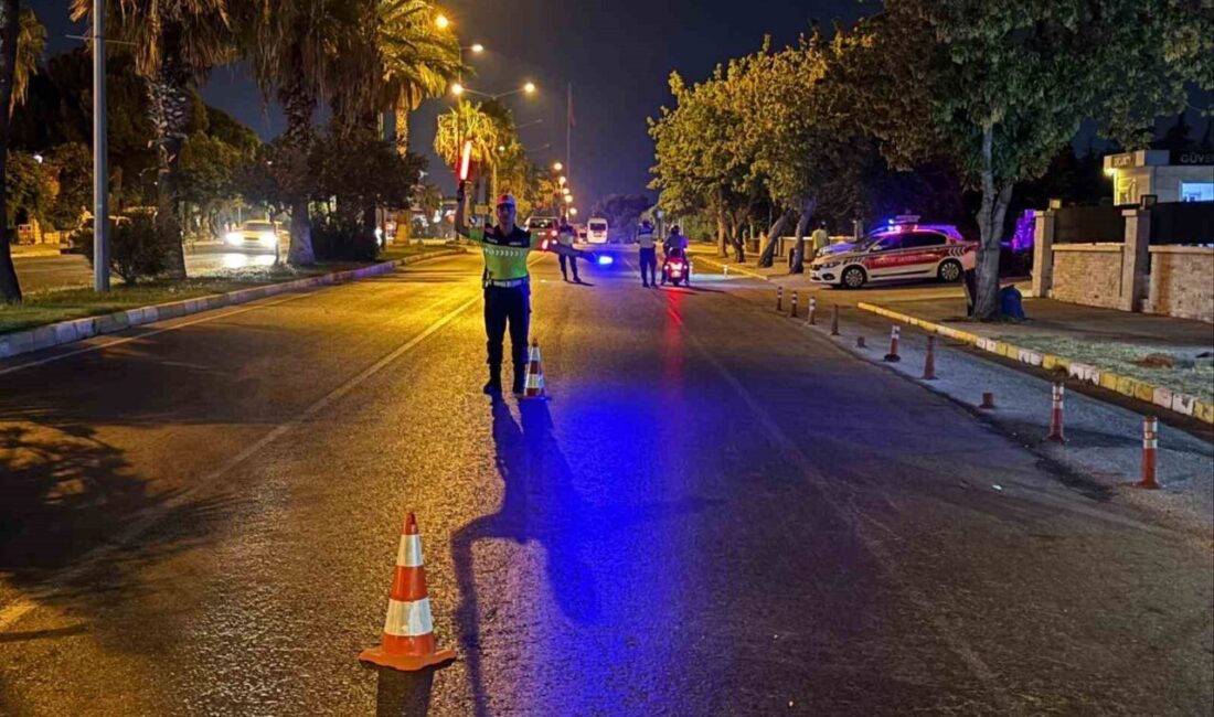 Antalya İl Jandarma Komutanlığı, 'Bir Kural Bir Ömür' projesi kapsamında