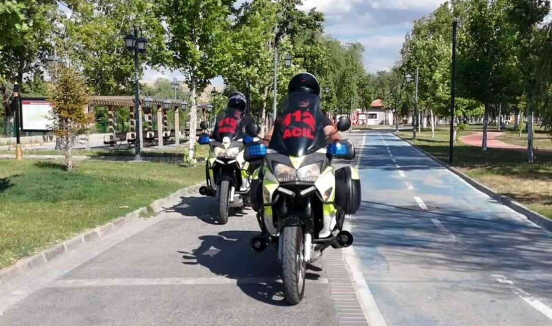 Kırıkkale’deki 112 motosiklet ambulans ekipleri, dar sokaklar ve yoğun trafik