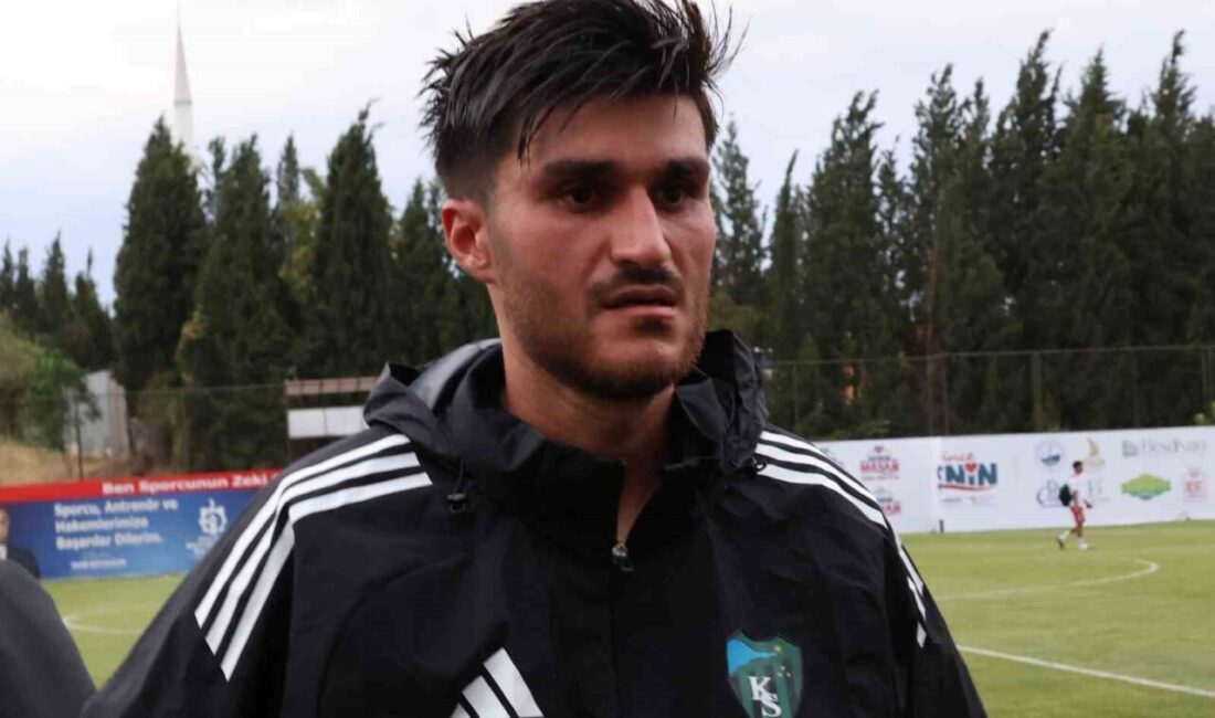 Kocaelispor, orta saha oyuncusu Yusuf Cihat Çelik ile karşılıklı olarak