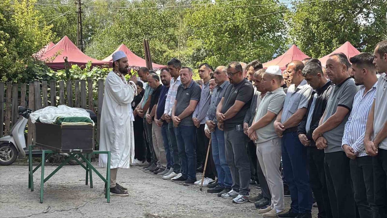 Bolu'da DJ Elif Özcan, nişanlandıktan sadece iki gün sonra kalp