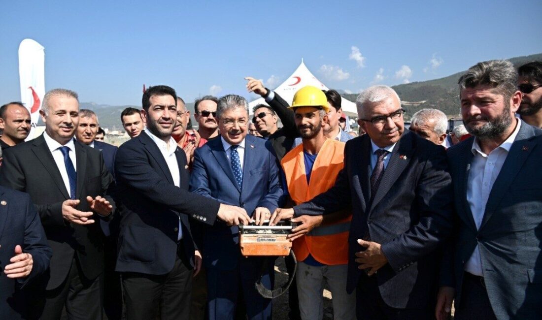 Türk Kızılay, Osmaniye'nin Fakıuşağı Mahallesi'nde aşevi açmak için temel atma