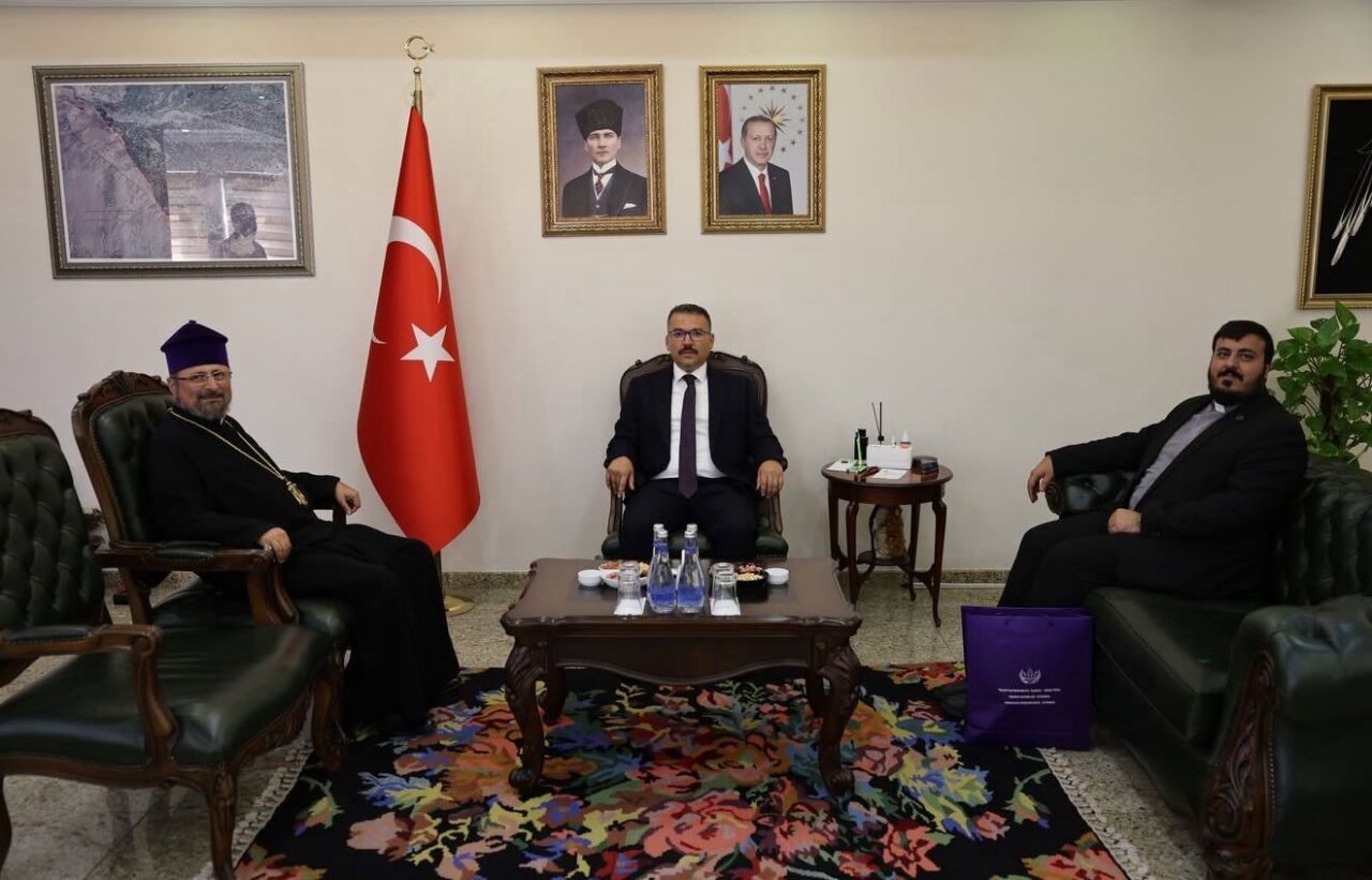 Türkiye Ermenileri Patrikliği, Sahak Maşalyan ve yardımcıları, Iğdır Valisi Ercan