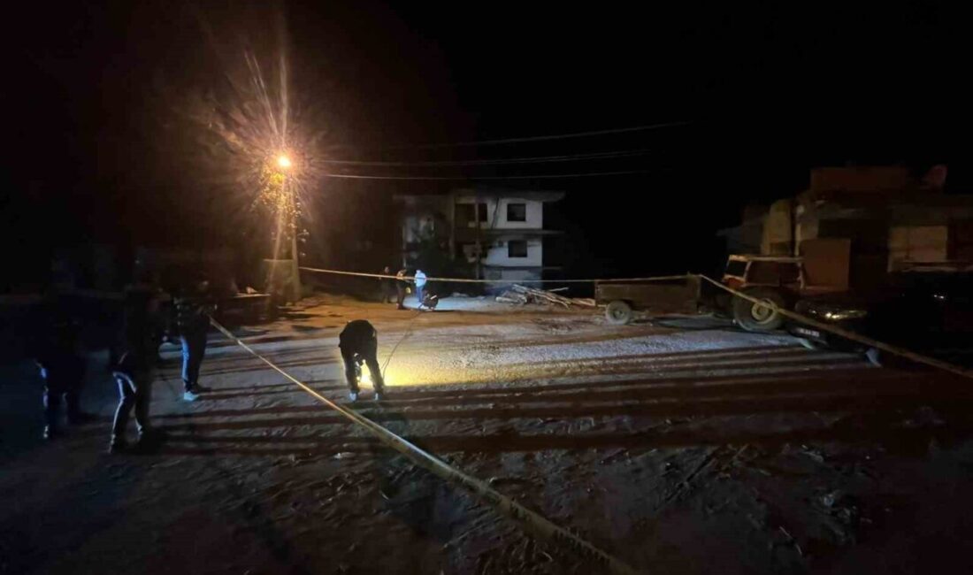 Manisa'nın Gördes ilçesinde U.Ü. isimli kişinin rastgele havaya ateş açması