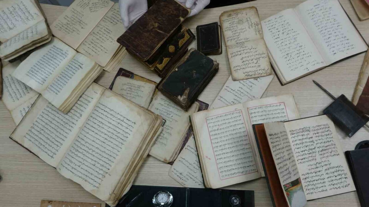 Doç. Dr. İlyas Kayaokay, Türk edebiyatına katkı sağlayan kayıp eserleri