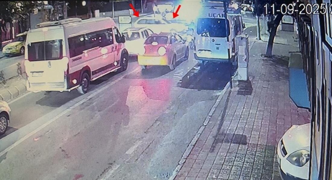 Tekirdağ'ın Çorlu ilçesinde, Reşadiye Mahallesi'nde bir otomobil, yaya geçidinden karşıya