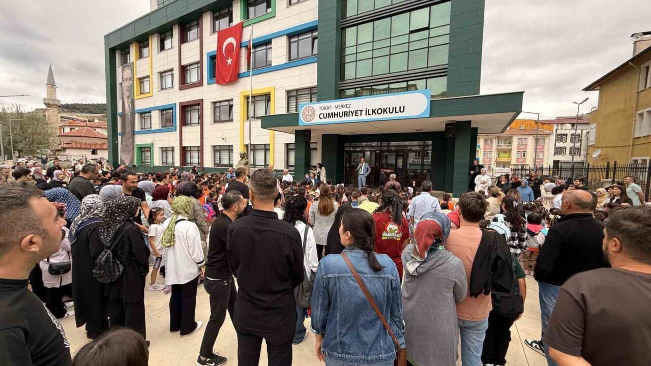 Tokat’ta 2025-2026 eğitim öğretim dönemi başladı. 93 bin 985 öğrenci,