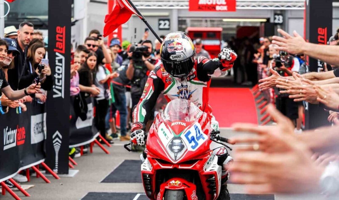 Toprak Razgatlıoğlu, Dünya Superbike Şampiyonası’nın 10. ayağında İspanya’nın Aragon pistinde,