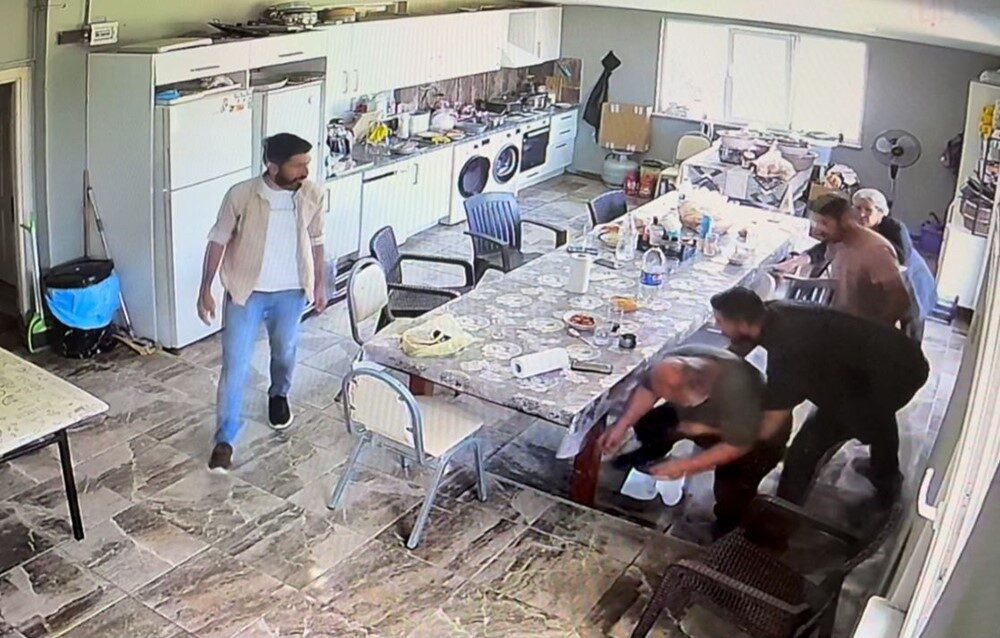 Kırklareli'nde bir kişi, yemekte boğulma tehlikesi yaşadı. İşletme müdürü Halil