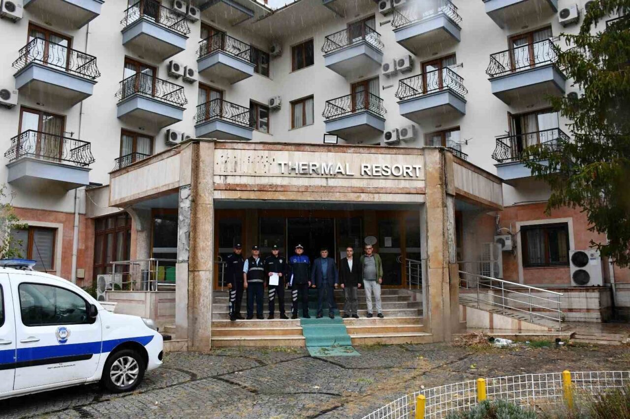 Kütahya'nın Emet ilçesindeki Emet Termal Otel, geçen yıl ruhsat eksikliği