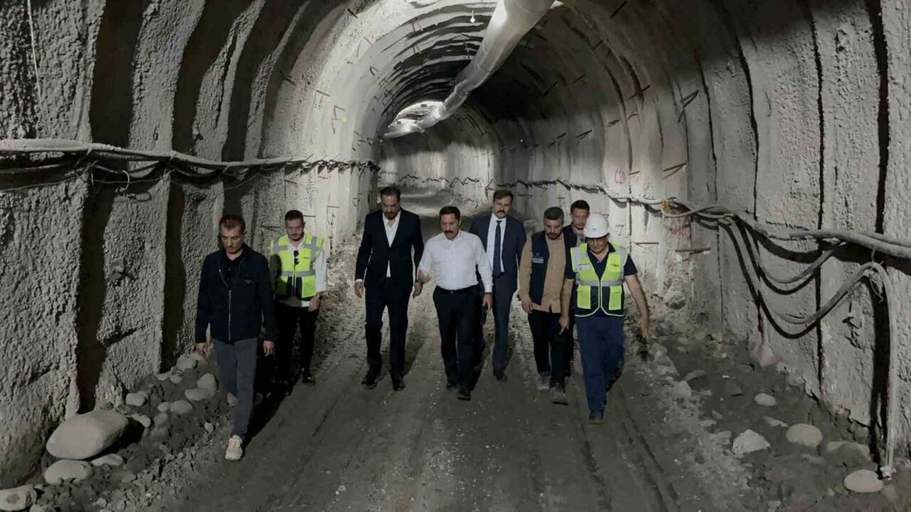 Hatay'da inşa edilen Türkiye'nin en büyük atık su tüneli, 11