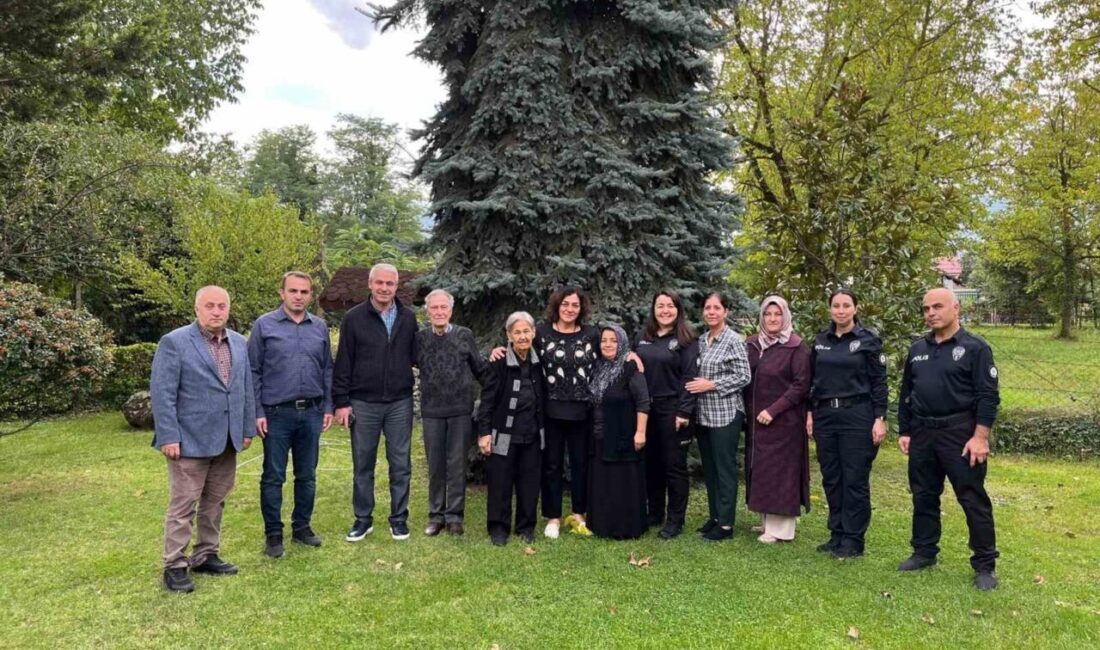 Düzce Emniyet Müdürü, Şehit Ufuk Baysan’ın Ailesini Ziyaret Etti Düzce İl Emniyet Müdürü İbrahim Ergüder ve ekibi, 15 Temmuz'da