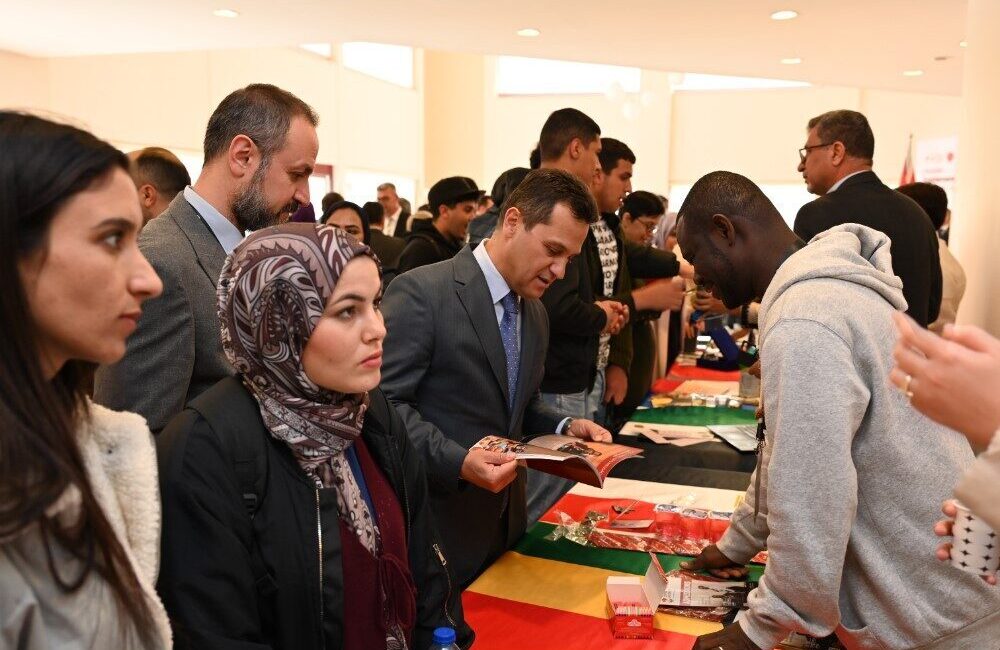 Kastamonu Üniversitesi, 19 ülkeden 35 akademisyeni bir araya getiren International