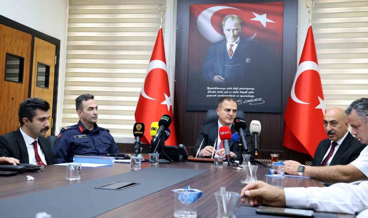 Muğla Valisi Dr. İdris Akbıyık, Ekim ayındaki Medya Buluşma toplantısında