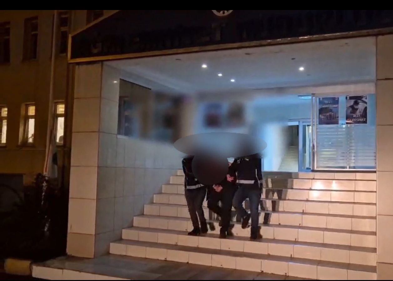 Ağrı ve Erzurum KOM ekipleri, 19 suçtan aranan ve 21