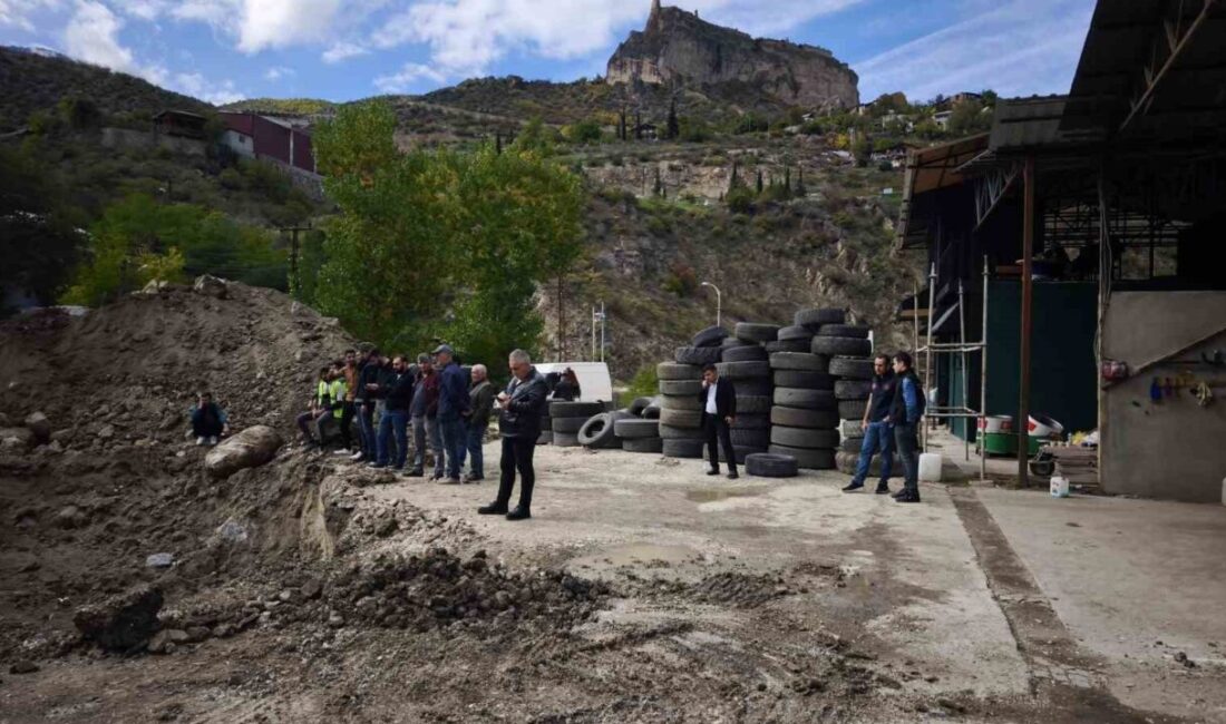 Ardanuç’taki Define Kazısı Üç Günlük Çalışmalarla Tamamlandı, Öngörülen Altın Bulunamadı Artvin'in Ardanuç ilçesinde Kamil Oğuzhan Arslan’ın Kültür ve Turizm Bakanlığı’ndan