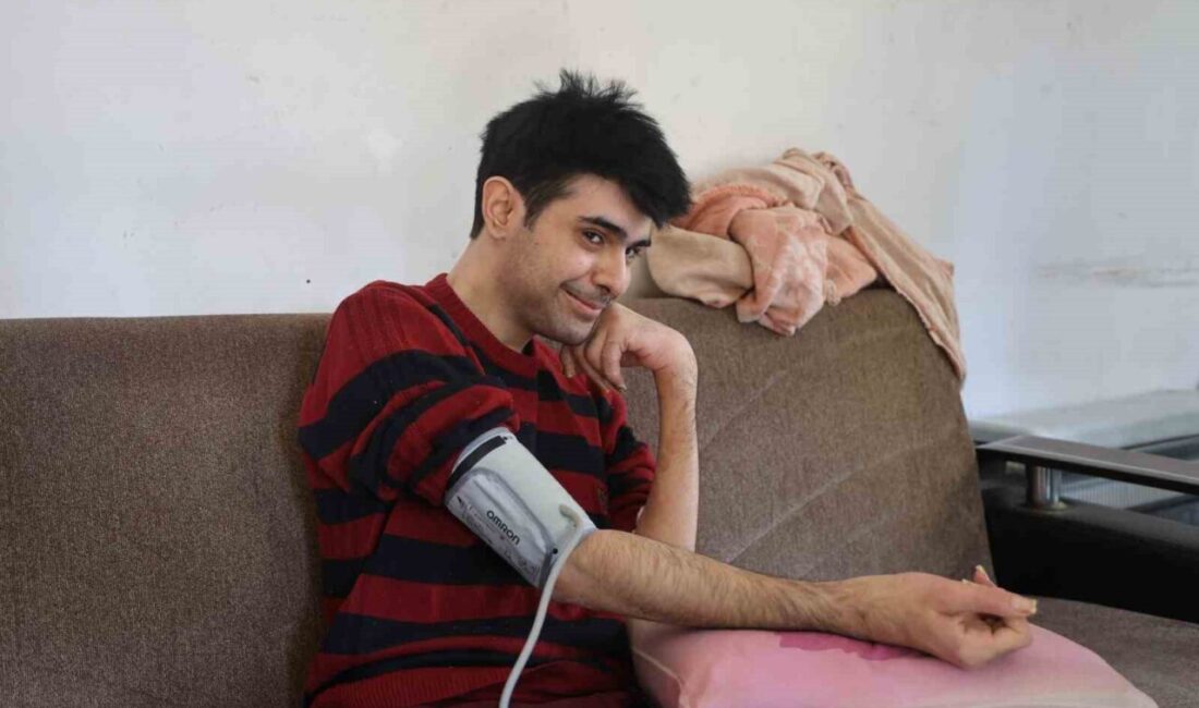 Hatay'da 3 yıl evden çıkmayan Barış Özbay’a anksiyete ve depresyon