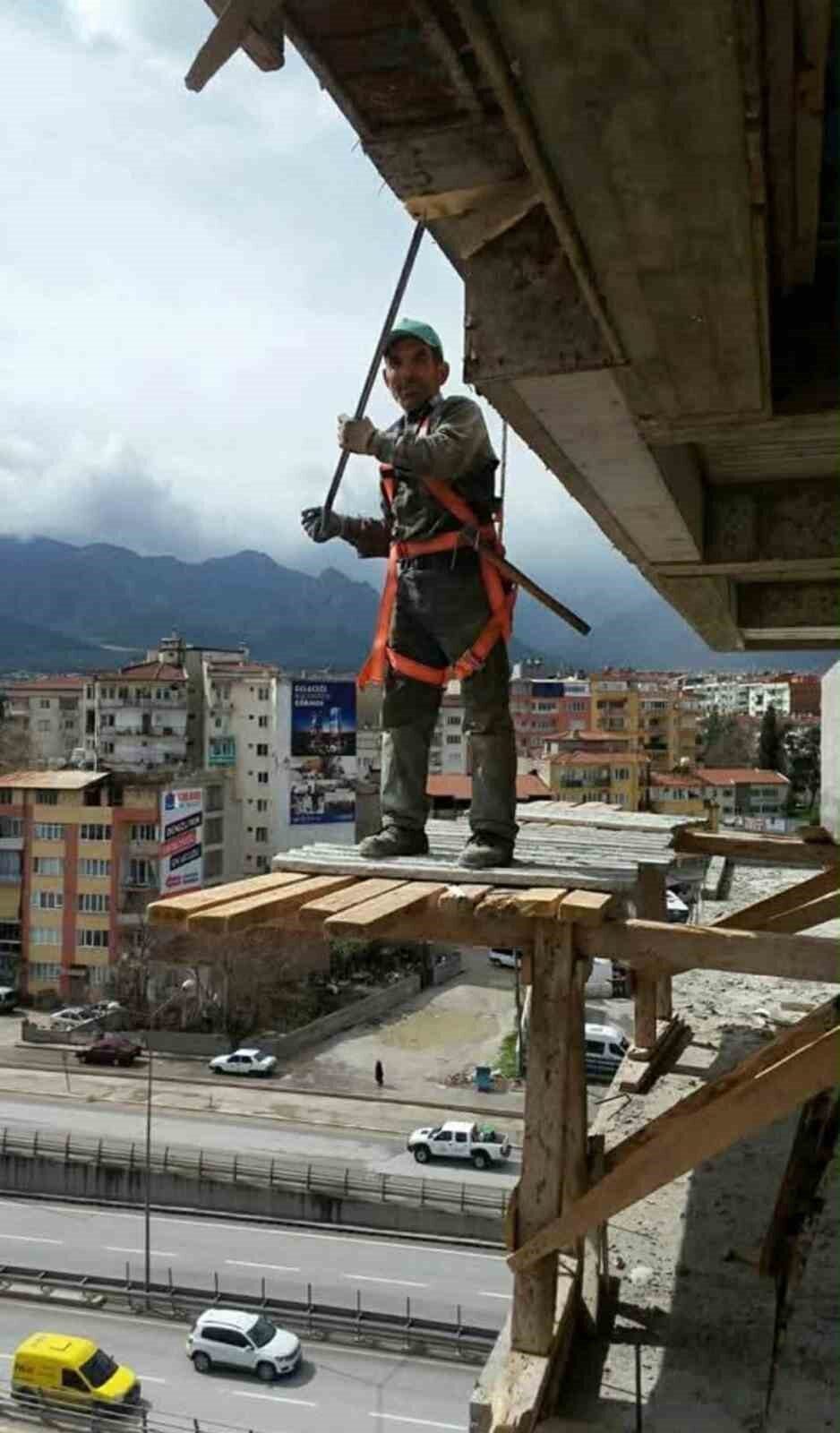 Denizli’de İnşaatta Düşen İşçi Hayatını Kaybetti, Soruşturma Başlatıldı