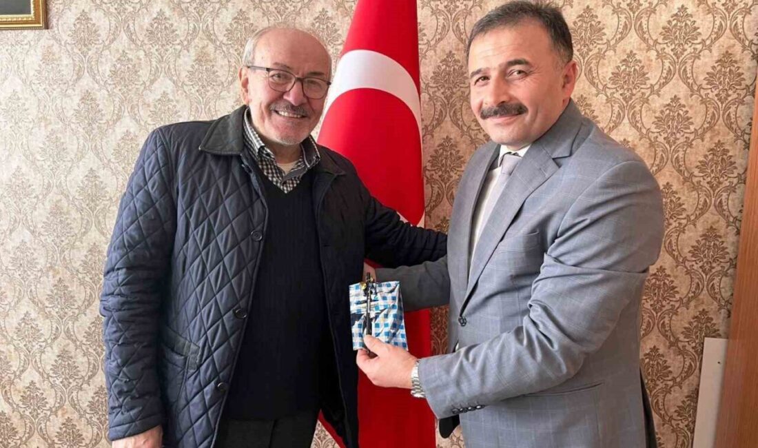 Samsun’un 19 Mayıs ilçesinde, emekli öğretmen Neşet Balakçı, 45 yıl