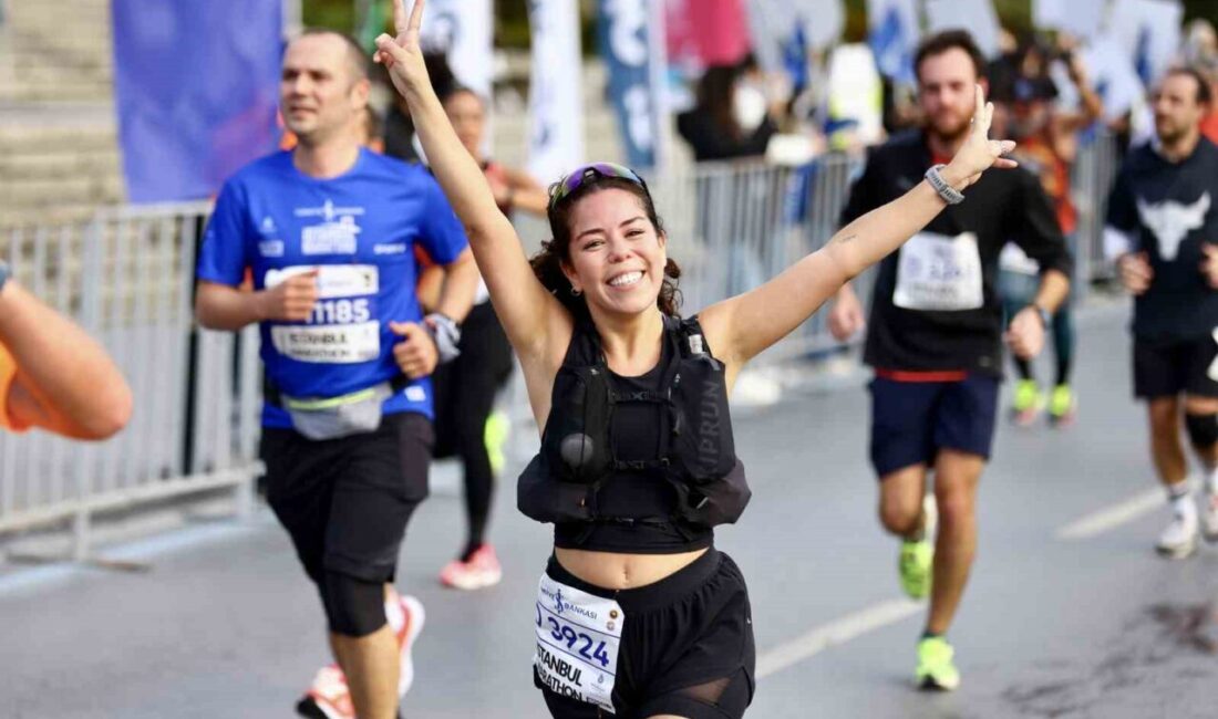 İstanbul Maratonu’nda Halk Koşusu Kayıtları Hızla Tükendi, Kit Dağıtımı Cumartesi Başlıyor Türkiye İş Bankası 47. İstanbul Maratonu'na katılacak sporcuların Halk Koşusu