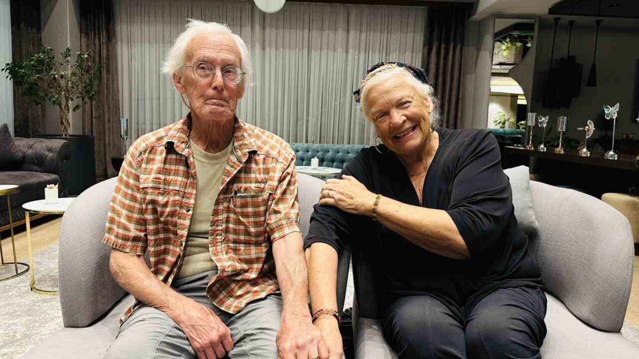 Amerikalı emekli öğretmen çift Carole Davis ve Brud Joslin, dünya