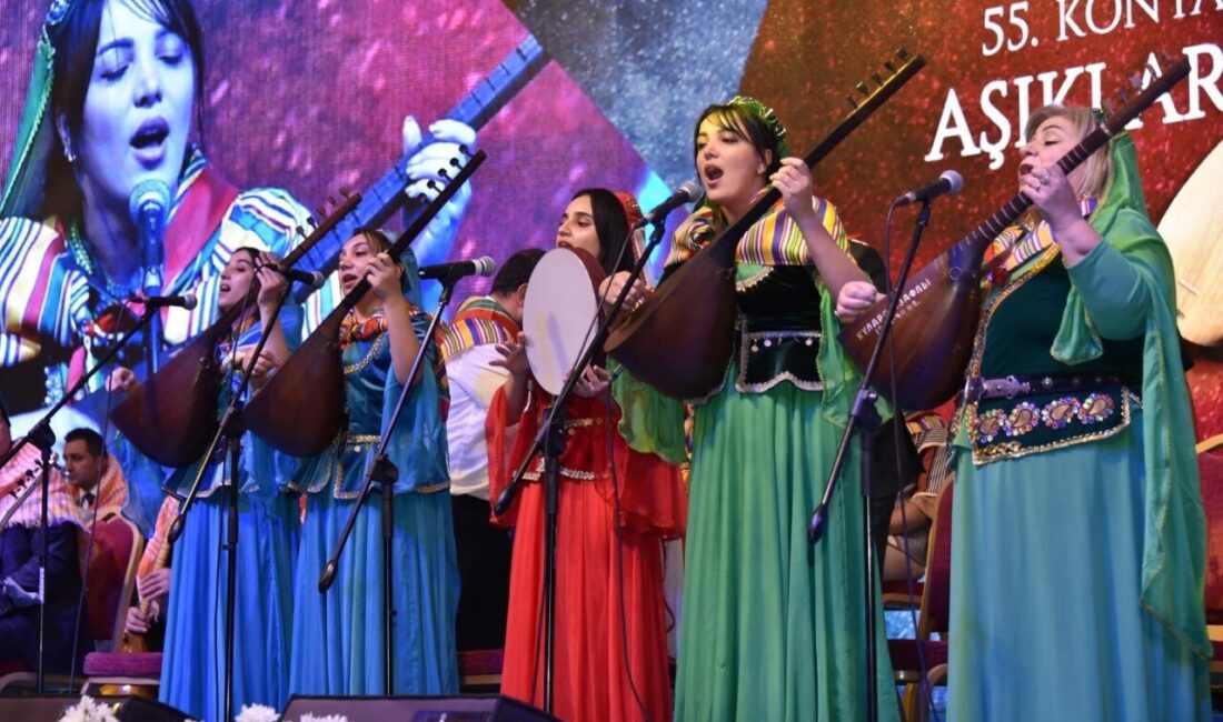 Karatay’da 59. Konya Aşıklar Bayramı’nın Hazırlıkları Tüm Hızıyla Devam Ediyor Konya'nın Karatay ilçesinde 28 Ekim'de düzenlenecek 59. Konya Aşıklar Bayramı'na,