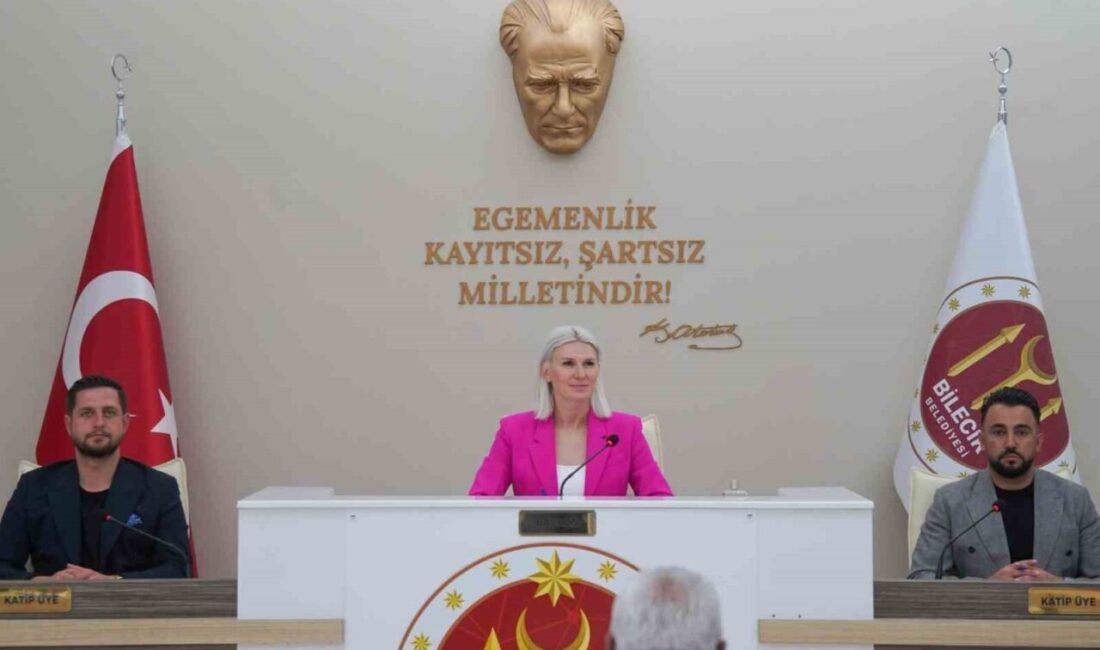Bilecik Belediye Başkanı Melek Mızrak Subaşı, 65 yaş üzeri vatandaşların