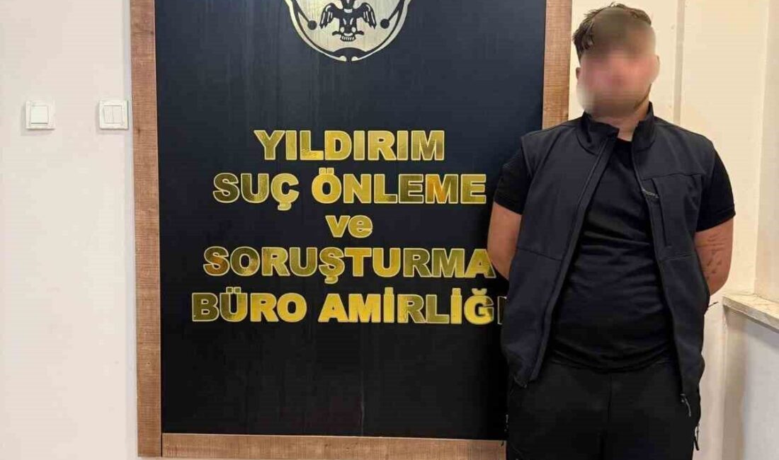 Bursa'da "birden fazla kişi tarafından gece vakti silahla yağma" suçundan