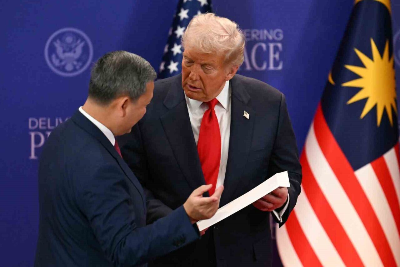 Trump, Malezya’da Kamboçya ve Tayland Arasındaki Barış Anlaşmasını Tarihi Bir Başarı Olarak Değerlendirdi