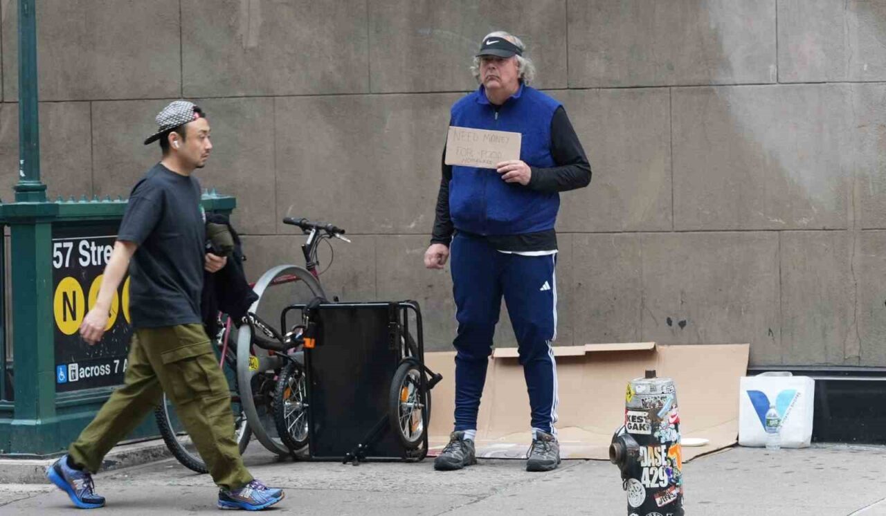 ABD'de emeklilik planlarına erişim sorunu yaşayan yaşlılar, artan yaşam maliyetleri