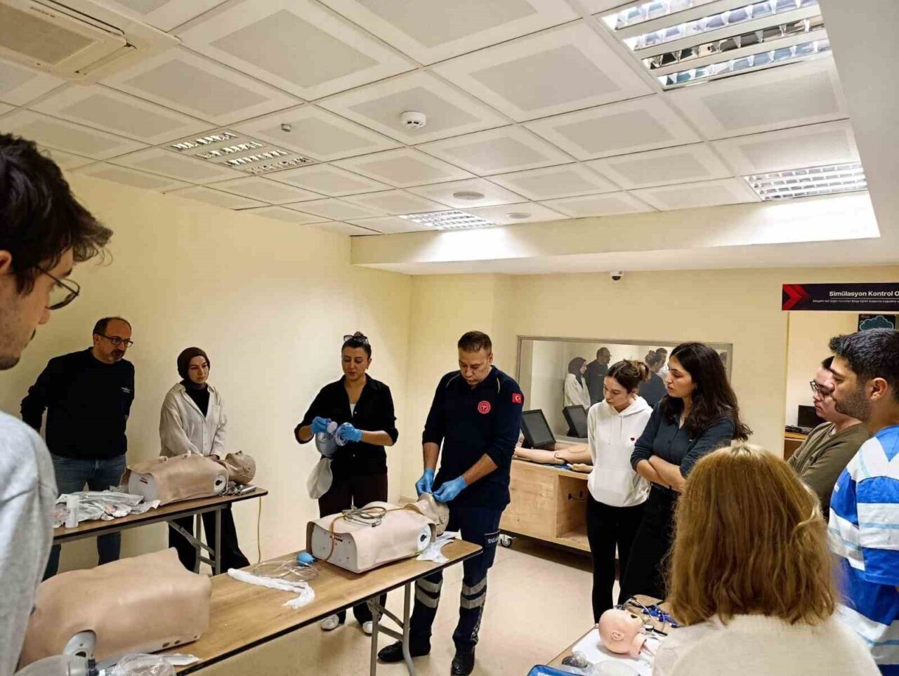 Eskişehir İl Sağlık Müdürlüğü, yeni göreve başlayan doktorlar için 'Acil