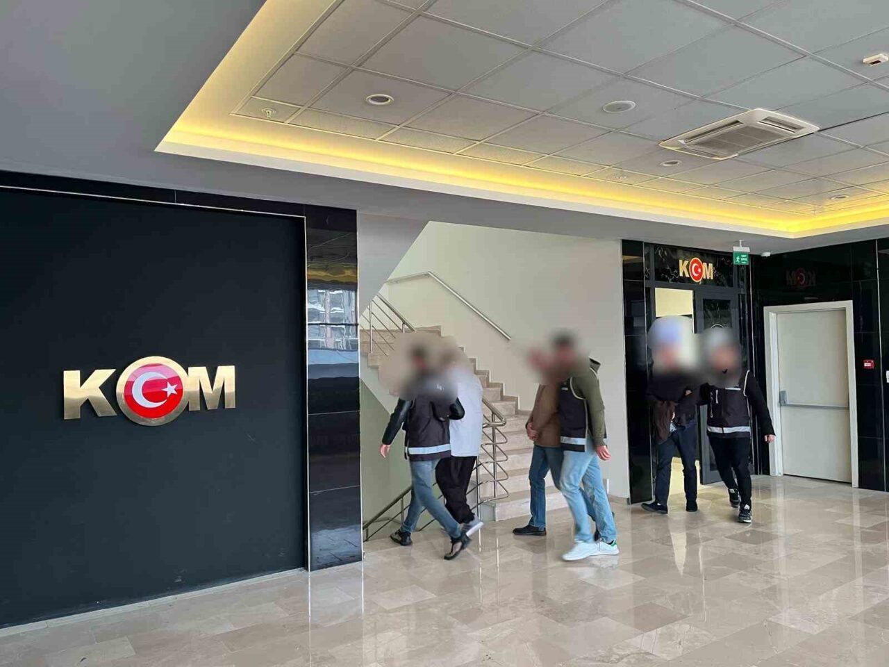 Afyonkarahisar’da Tefecilik Suçlamasıyla 3 Kişi Gözaltına Alındı