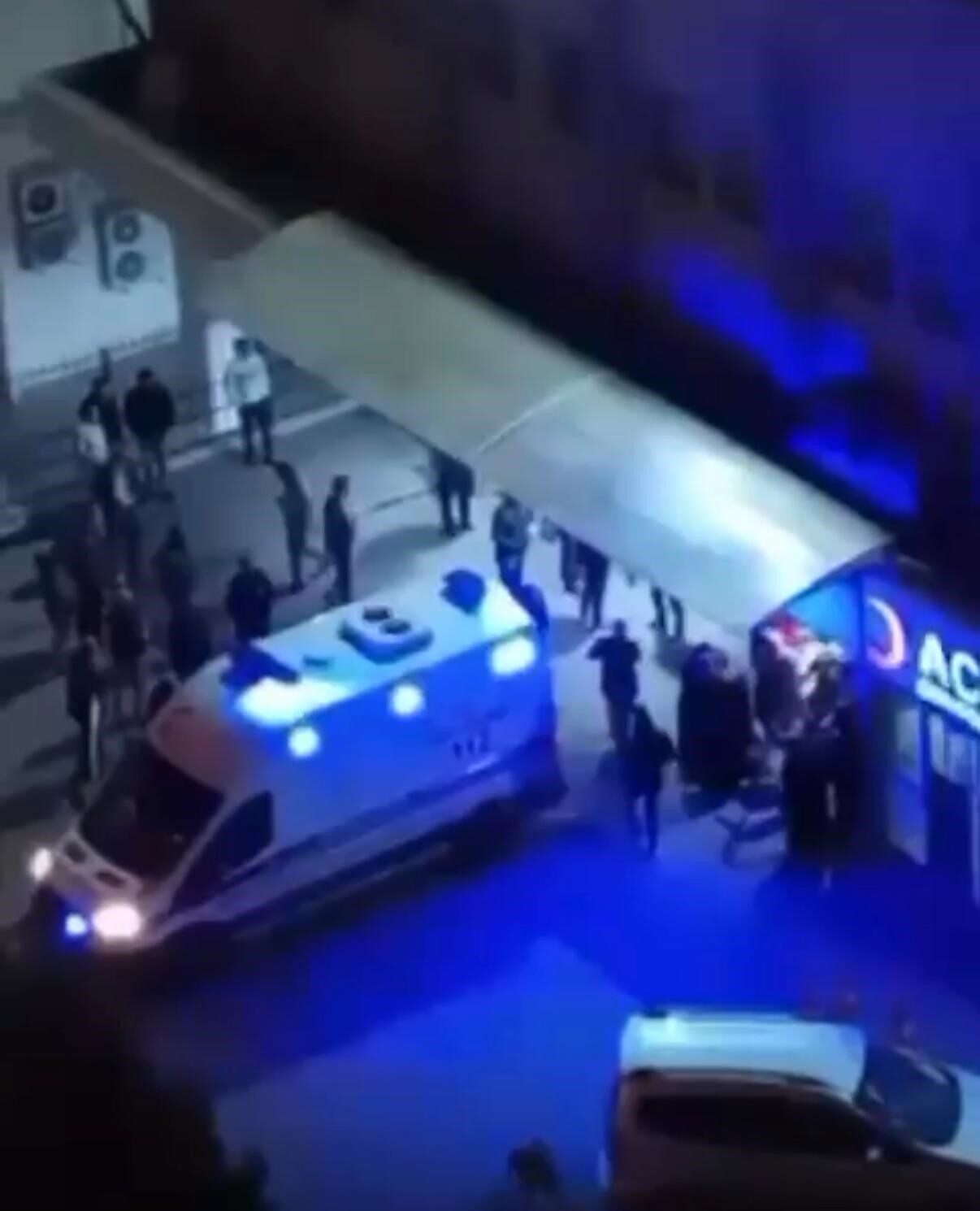 Siirt'in Kurtalan ilçesinde Fırat Mahallesi'nde bir aile içi tartışma sonucu