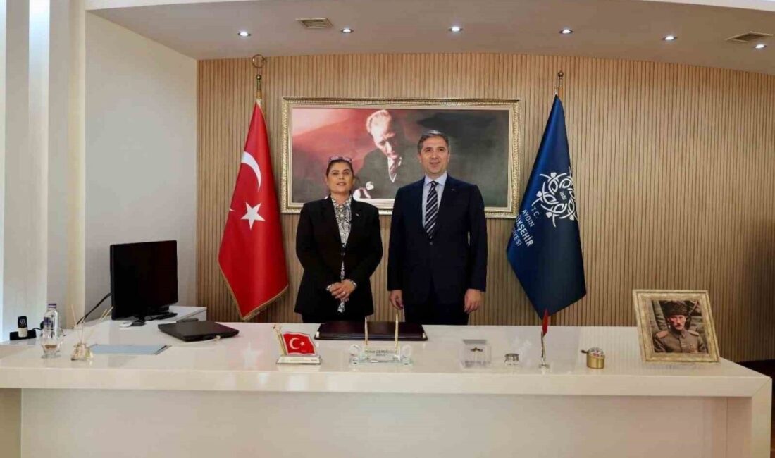 AK Parti Genel Başkan Yardımcısı Zafer Sırakaya, Aydın Büyükşehir Belediye