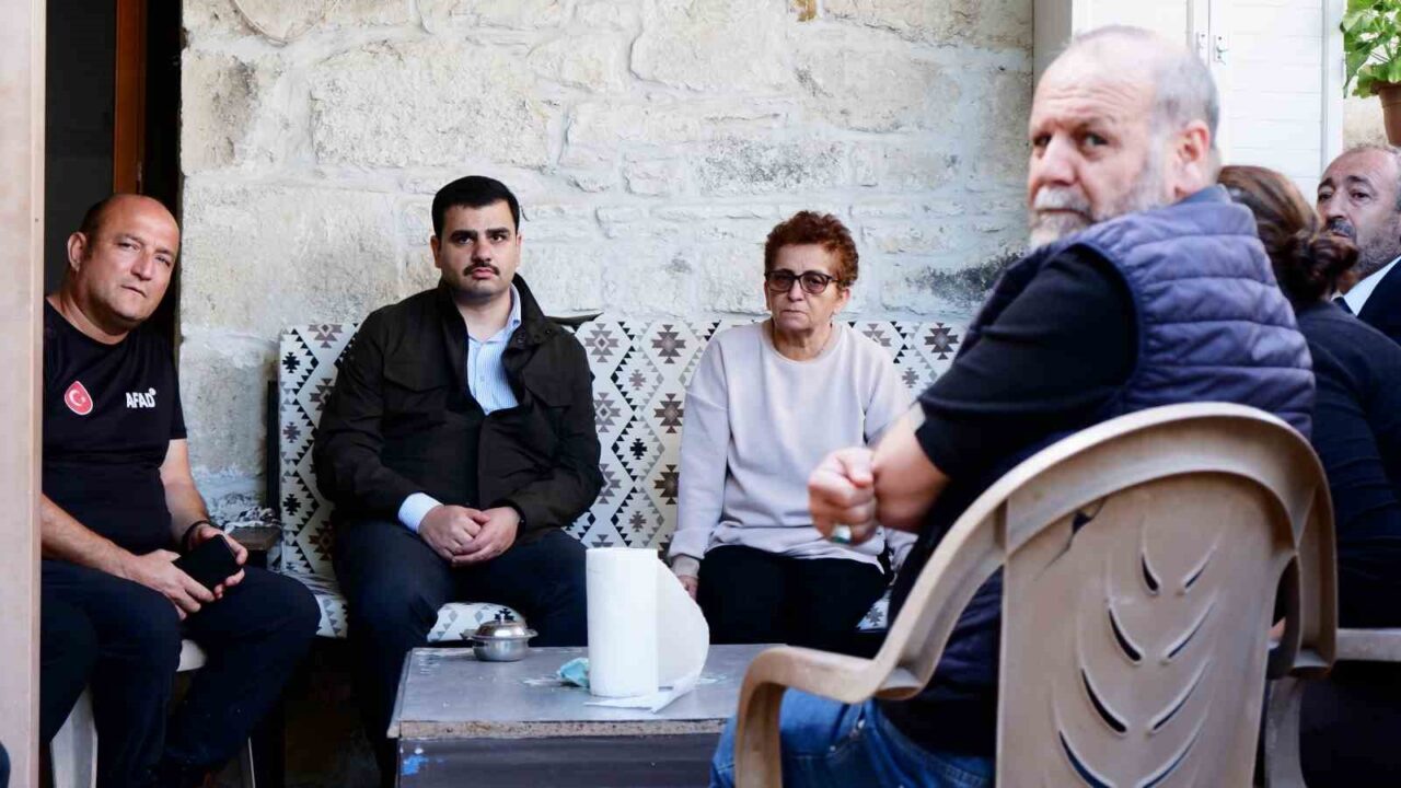 AK Parti Genel Sekreteri Eyyüp Kadir İnan, sel felaketi sonrası