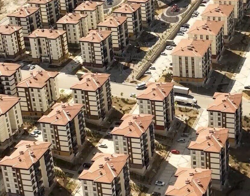 AK Parti Eskişehir Başkanı Gürhan Albayrak, TOKİ'nin konut projeleri için