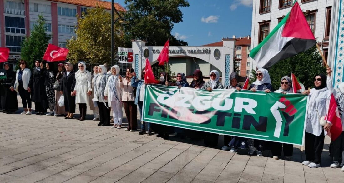 AK Parti Kütahya İl Kadın Kolları, Gazze'deki insani krize dikkat