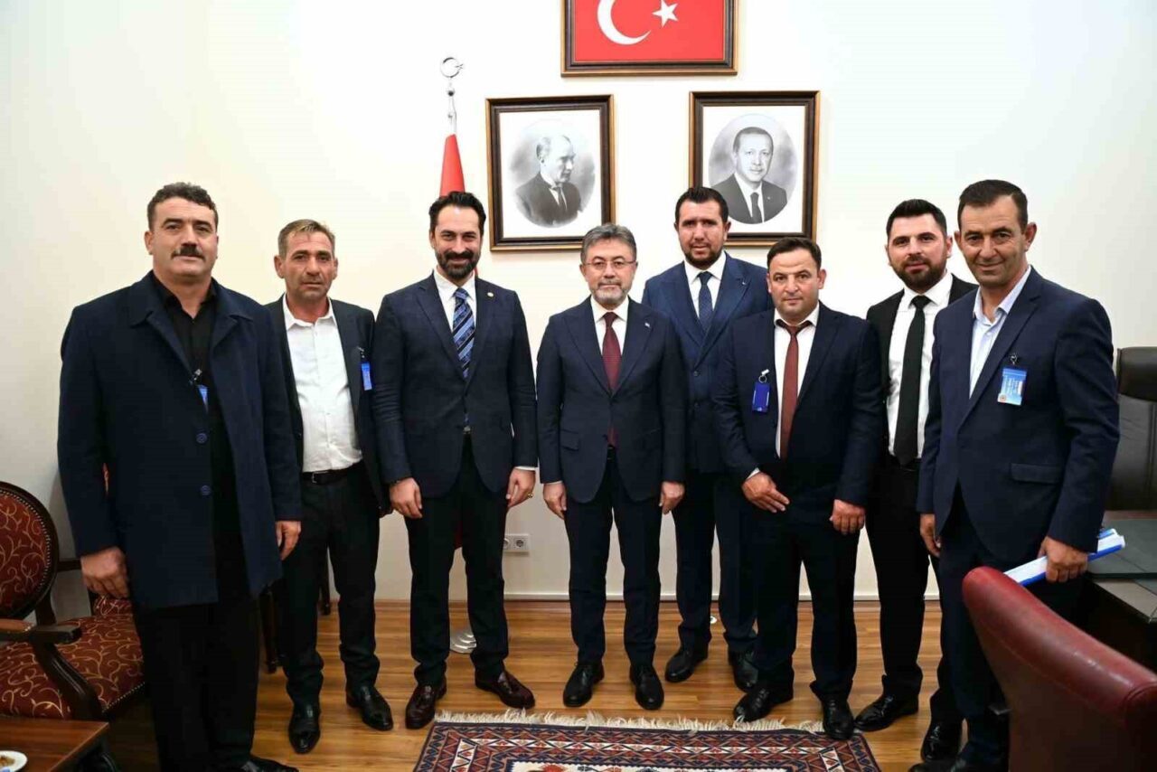 AK Parti MKYK Üyesi Ahmet Mücahit Arınç, Gölmarmara'daki tarımsal ihtiyaçları