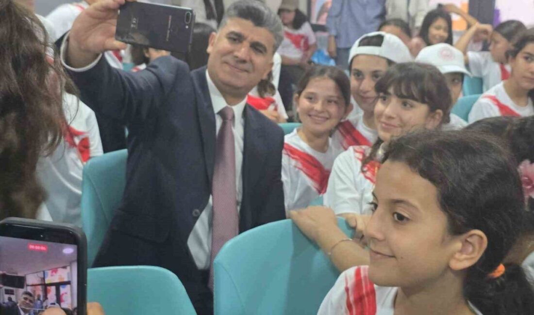 Akdeniz Kaymakamı Zeyit Şener, Silifke Kapızlı tesislerinde düzenlenen 'Akdeniz Gençliği