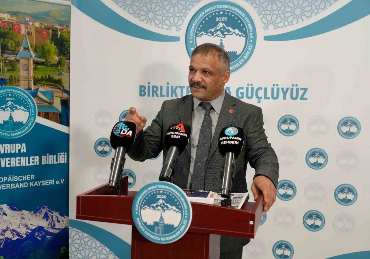 Avrupa Kayserili İşverenler Birliği Genel Başkanı Ali Hızar, Erol Mütercimler'in