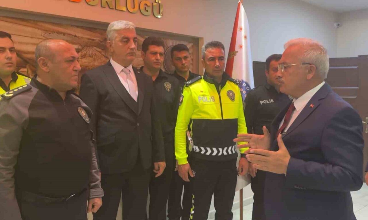 Aksaray'da alkol kontrolü yapan polislerin tehditler ve hakaretlerle karşılaştığı olay