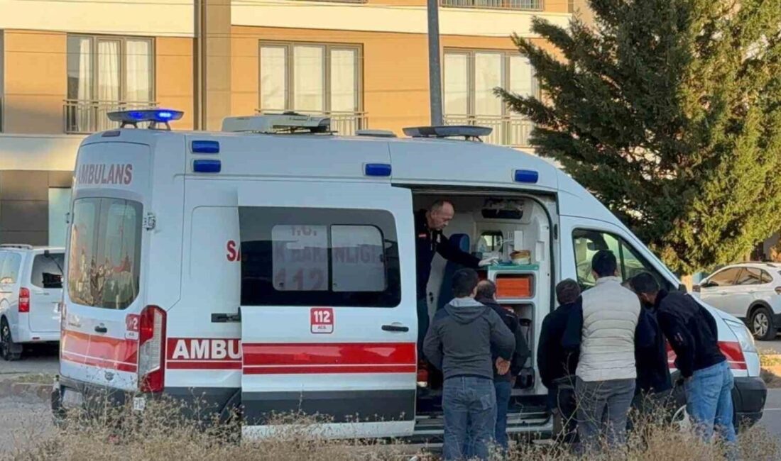 Aksaray’da Nakkaş Mahallesi'nde otomobil ve tır arasında yaşanan kazada 16