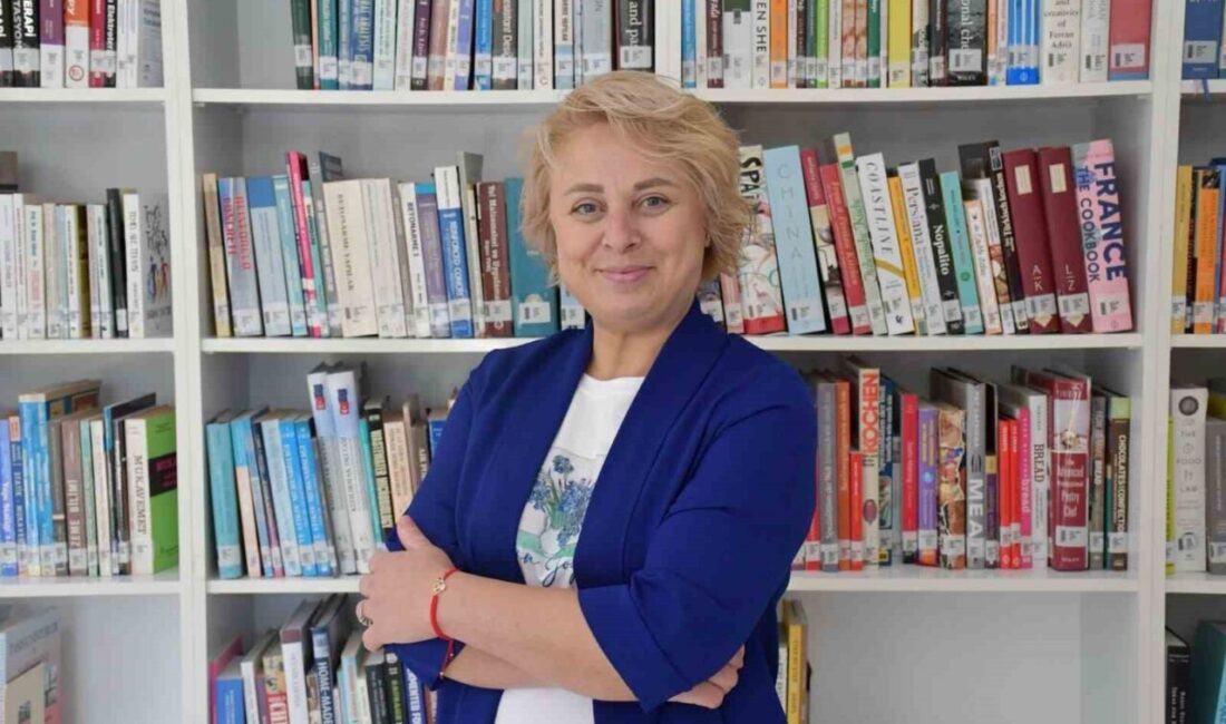 Alanya Üniversitesi, "Bağımlılıkla Başa Çıkma" seminerleri düzenleyerek öğrenciler ve akademisyenler