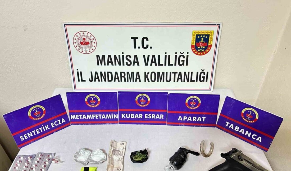 Alaşehir'de jandarma, uyuşturucu ticaretiyle ilgili düzenlediği operasyonda M.Ç. ve G.S.'yi