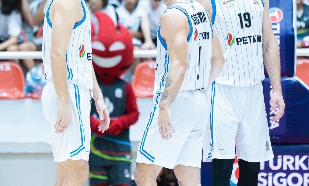 Aliağa Petkimspor, Basketbol Süper Ligi’nin 3. haftasında yarın Galatasaray’ı ağırlayacak.