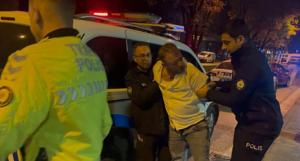 Bursa'nın Osmangazi ilçesinde patlak lastikle kaçan sürücü Ahmet A., dur