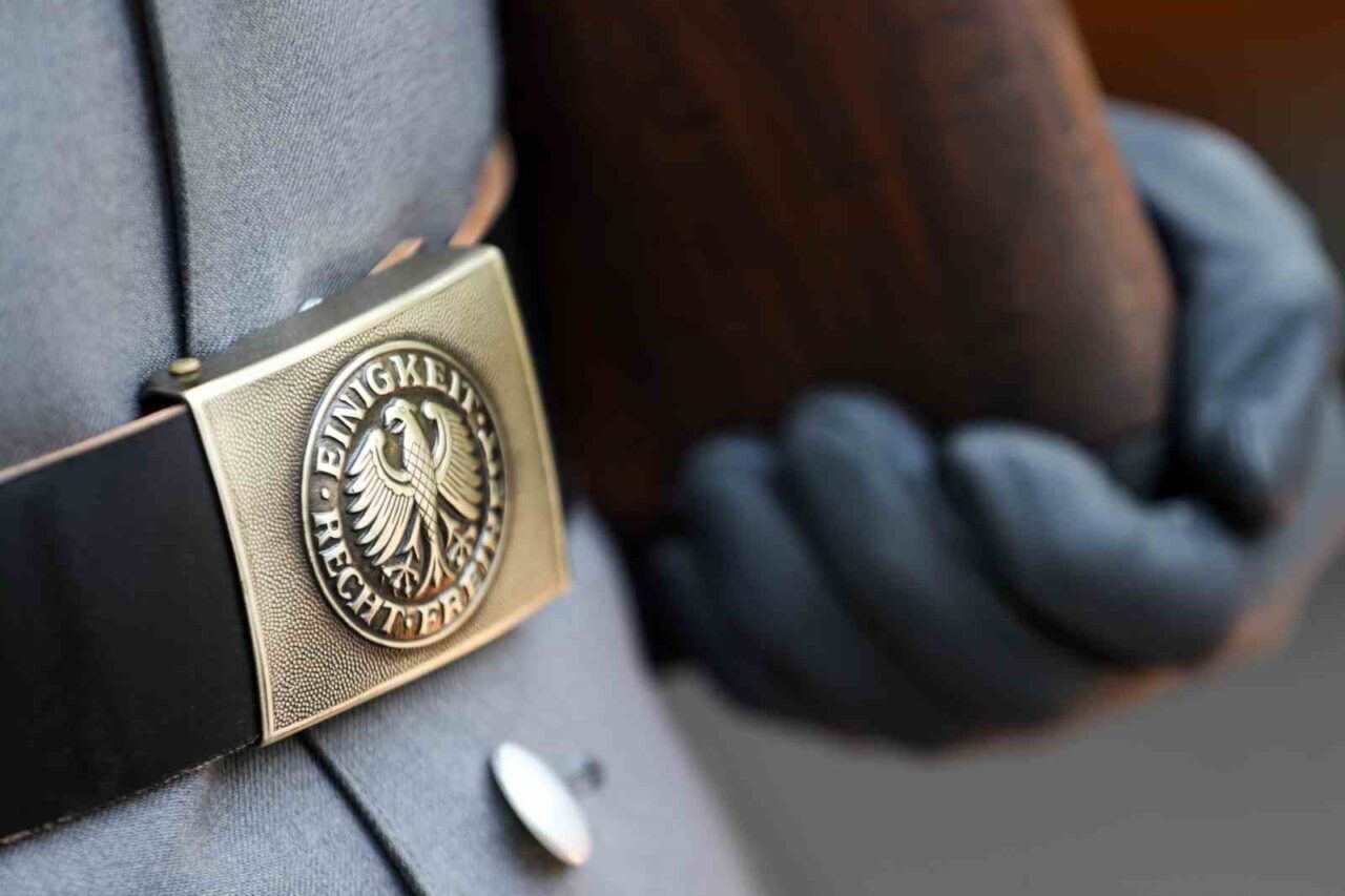 Almanya Savunma Bakanlığı, artan askeri personel ve operasyonel ihtiyaçlar nedeniyle