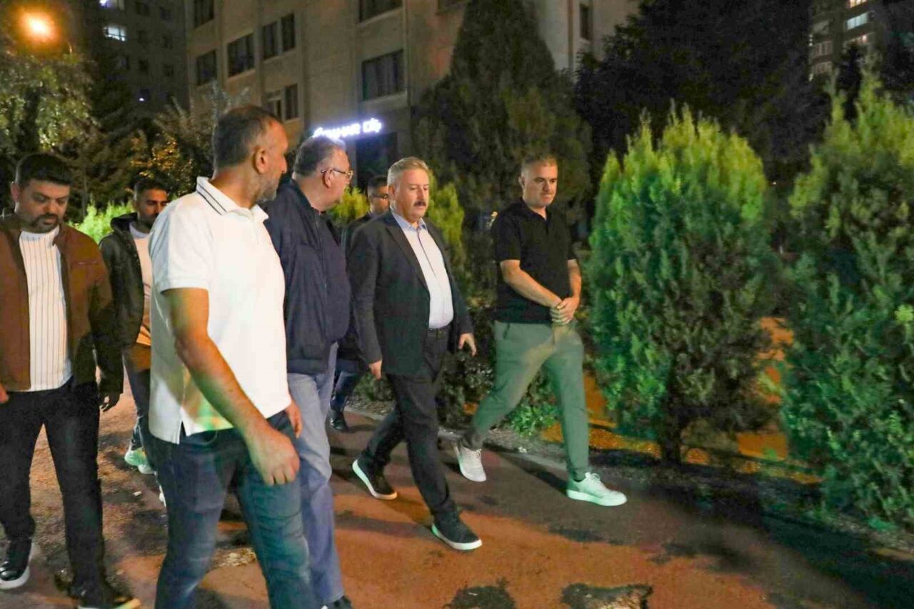 Melikgazi Belediyesi, Alparslan Parkı'nda yenileme çalışmaları gerçekleştirdi. Başkan Doç. Dr.